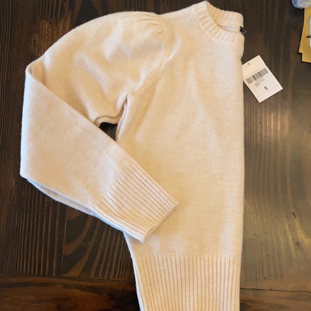 NWT forever 21 sz small sweater
